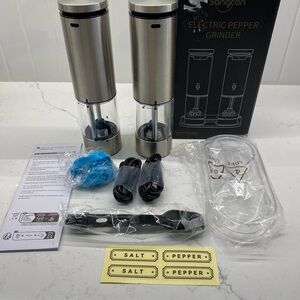 Sangcon Electric Salt and Pepper Grinder Set
